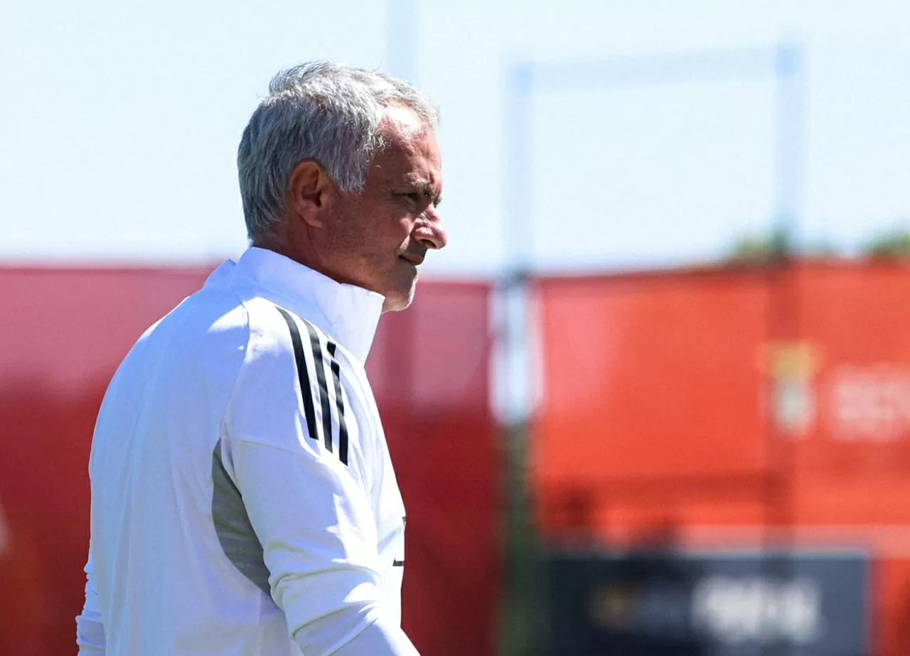HLV Mourinho gây sốc, lên kế hoạch tái hợp Benzema HLV Mourinho gây sốc, lên kế hoạch tái hợp Benzema