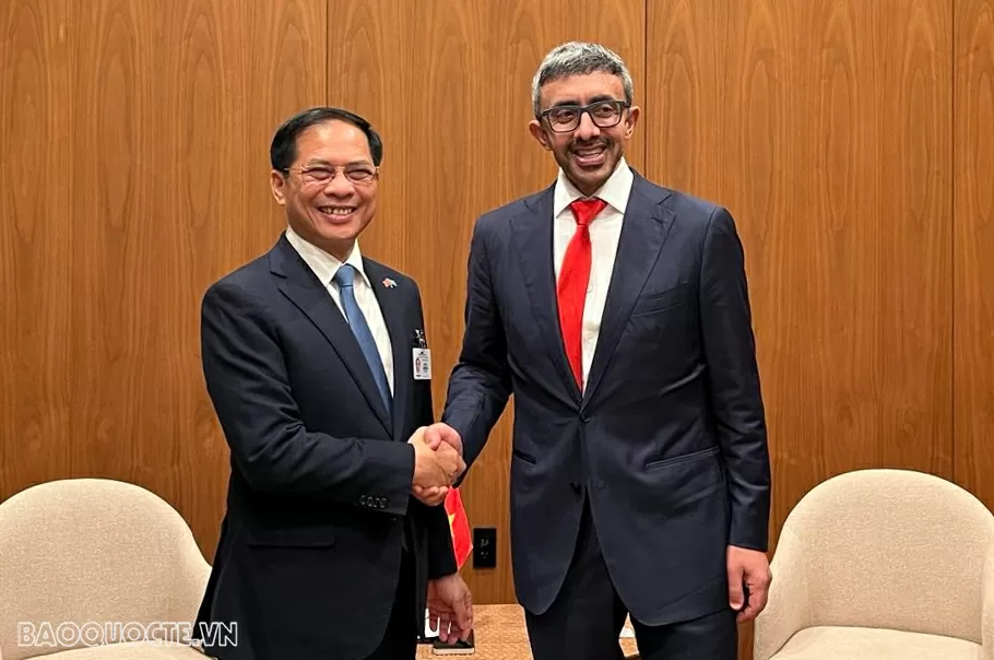 UAE đề xuất tăng cường hợp tác lao động, đào tạo nguồn nhân lực chất lượng cao với Việt Nam UAE đề xuất tăng cường hợp tác lao động, đào tạo nguồn nhân lực chất lượng cao với Việt Nam