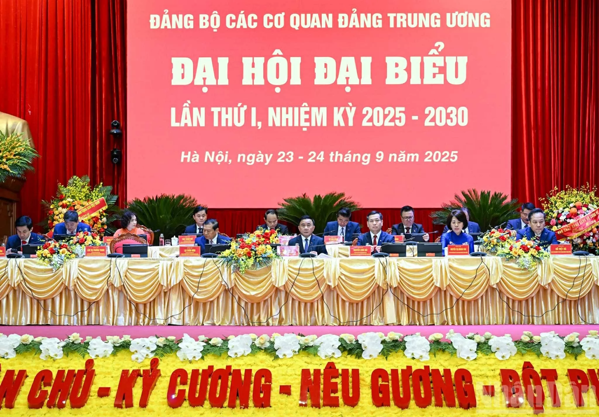 Đảng bộ các cơ quan Đảng Trung ương khẳng định vai trò ‘bộ tham mưu chiến lược’ của Đảng