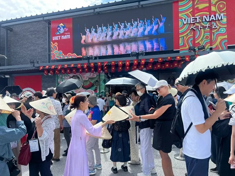 Nhà Triển lãm Việt Nam vinh dự nhận Giải Đồng 'Đội ngũ xuất sắc nhất' Nhà Triển lãm Việt Nam vinh dự nhận giải Đồng 'Đội ngũ xuất sắc nhất' tại EXPO 2025