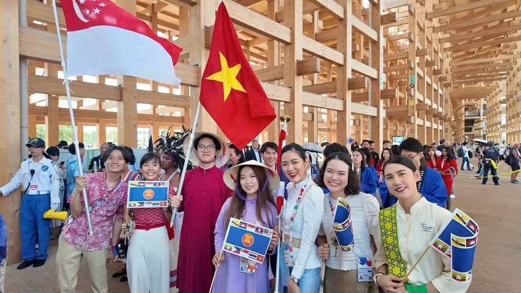 Nhà Triển lãm Việt Nam vinh dự nhận Giải Đồng 'Đội ngũ xuất sắc nhất' Nhà Triển lãm Việt Nam vinh dự nhận giải Đồng 'Đội ngũ xuất sắc nhất' tại EXPO 2025