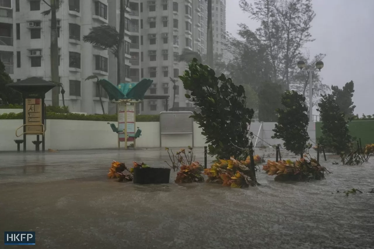 Hình ảnh siêu bão Ragasa càn quét Philippines  và Trung Quốc