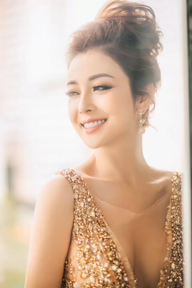 Hoa hậu Jennifer Phạm