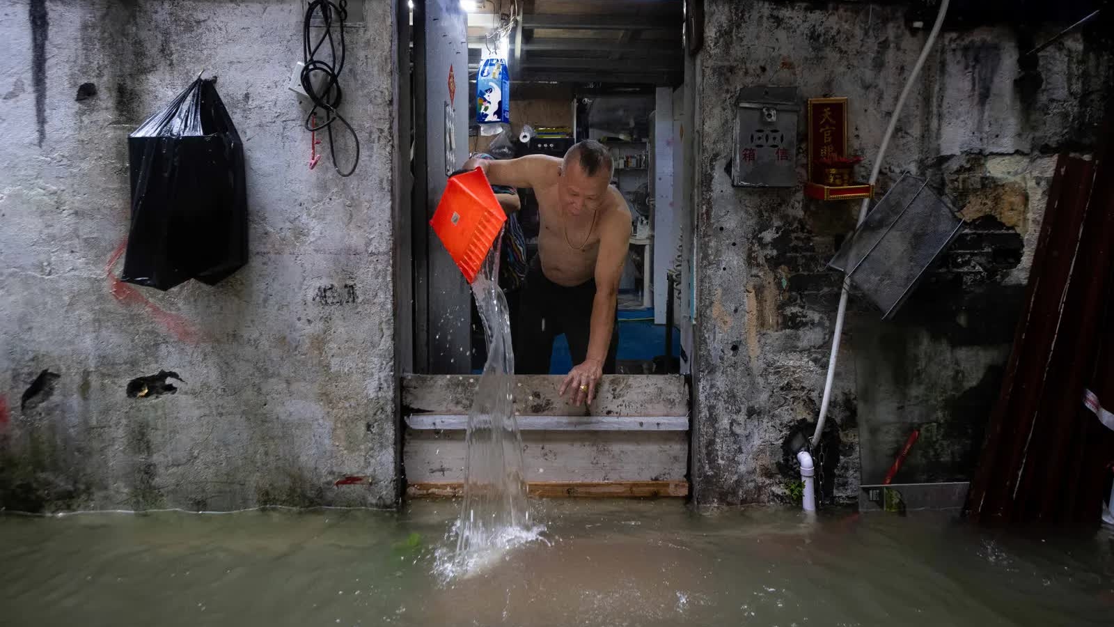 Ngập lụt: Vấn đề cấp bách của các đô thị