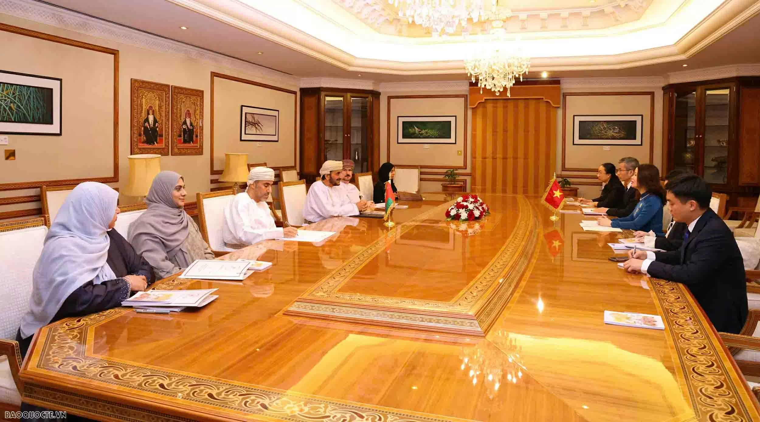 Thứ trưởng Ngoại giao Nguyễn Minh Hằng đồng chủ trì Tham vấn chính trị Việt Nam-Oman