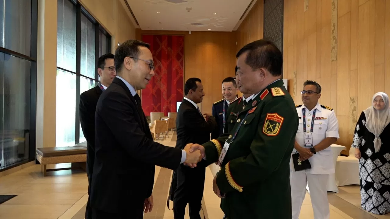 Việt Nam dự Hội nghị quan chức Quốc phòng cấp cao ASEAN (ADSOM) tại Malaysia Việt Nam dự Hội nghị quan chức Quốc phòng cấp cao ASEAN (ADSOM) tại Malaysia