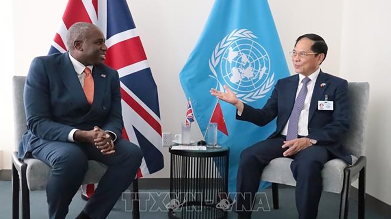 viet nam luon coi trong va mong muon tang cuong hon nua quan he doi tac chien luoc voi anh