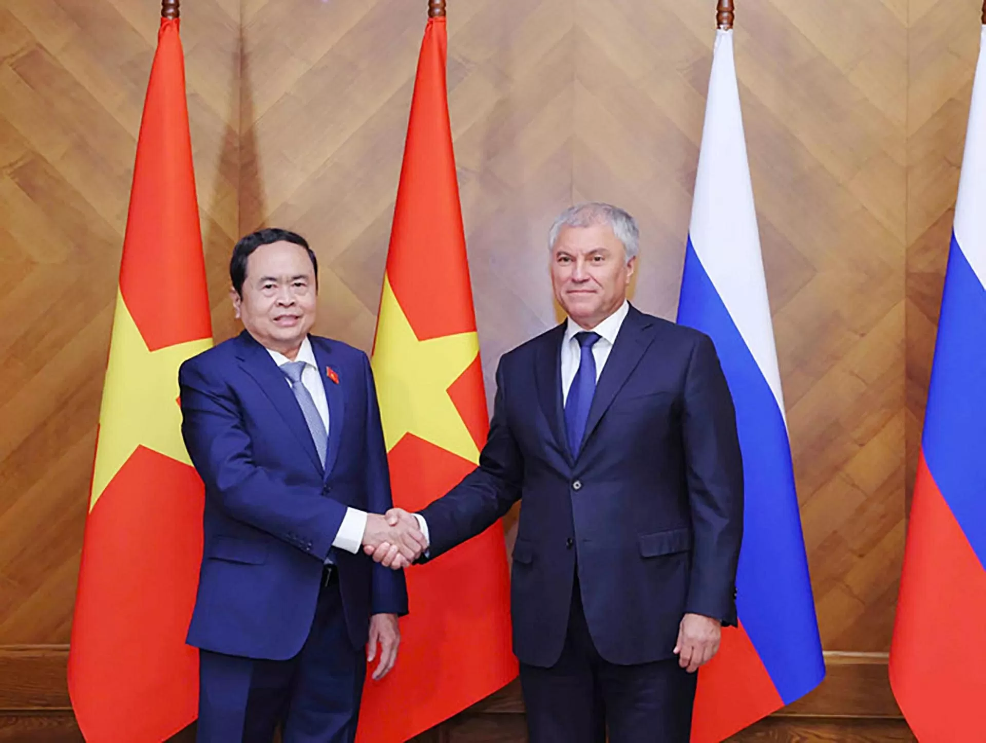 Chủ tịch Quốc hội Trần Thanh Mẫn gặp Chủ tịch Duma Quốc gia Quốc hội Nga Vyacheslav Victorovich Volodin tại Moscow, tháng 9/2024. (Nguồn: TTXVN)