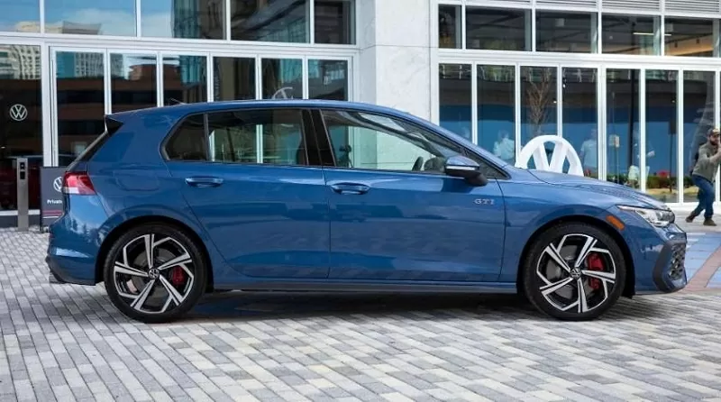 Dù được định vị ở phân khúc hatchback hạng C, Golf có kích thước khá gọn gàng, phù hợp với điều kiện đô thị.