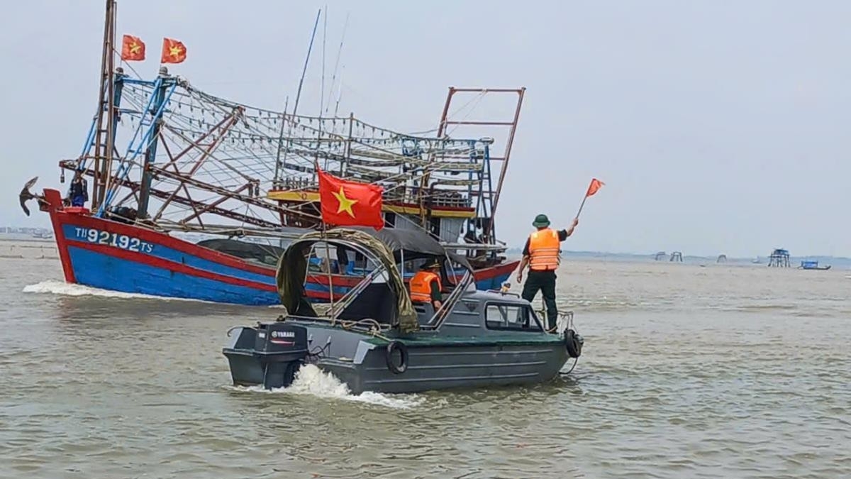 Bộ Ngoại giao tích cực phối hợp hỗ trợ ngư dân Việt Nam ứng phó bão Ragasa