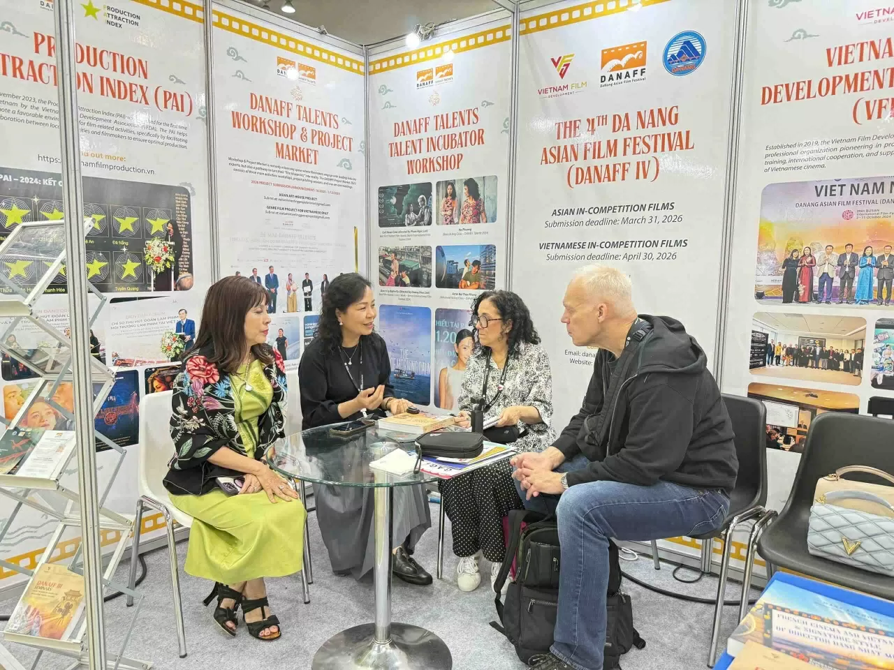 Điện ảnh Việt Nam ghi dấu ấn tại Liên hoan phim quốc tế Busan 2025 Điện ảnh Việt Nam ghi dấu ấn tại Liên hoan phim quốc tế Busan 2025