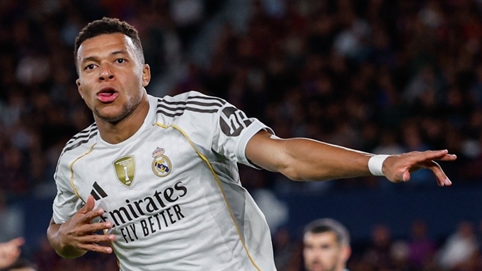 40 trận đầu tiên ở La Liga: Mbappe nhiều bàn thắng hơn Ronaldo