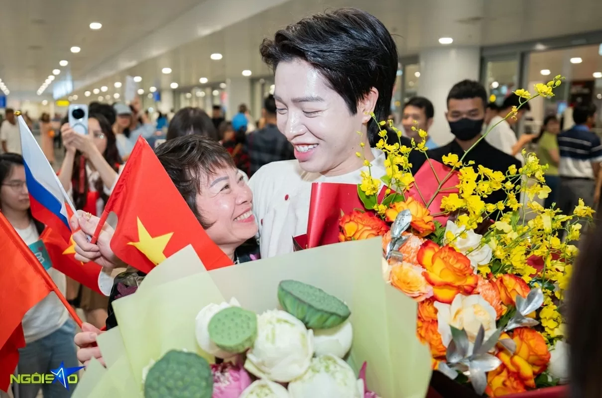 Ca sĩ Đức Phúc trở về