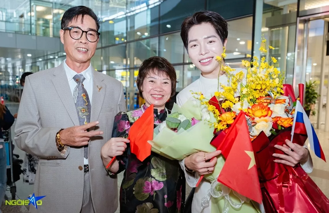 Ca sĩ Đức Phúc trở về