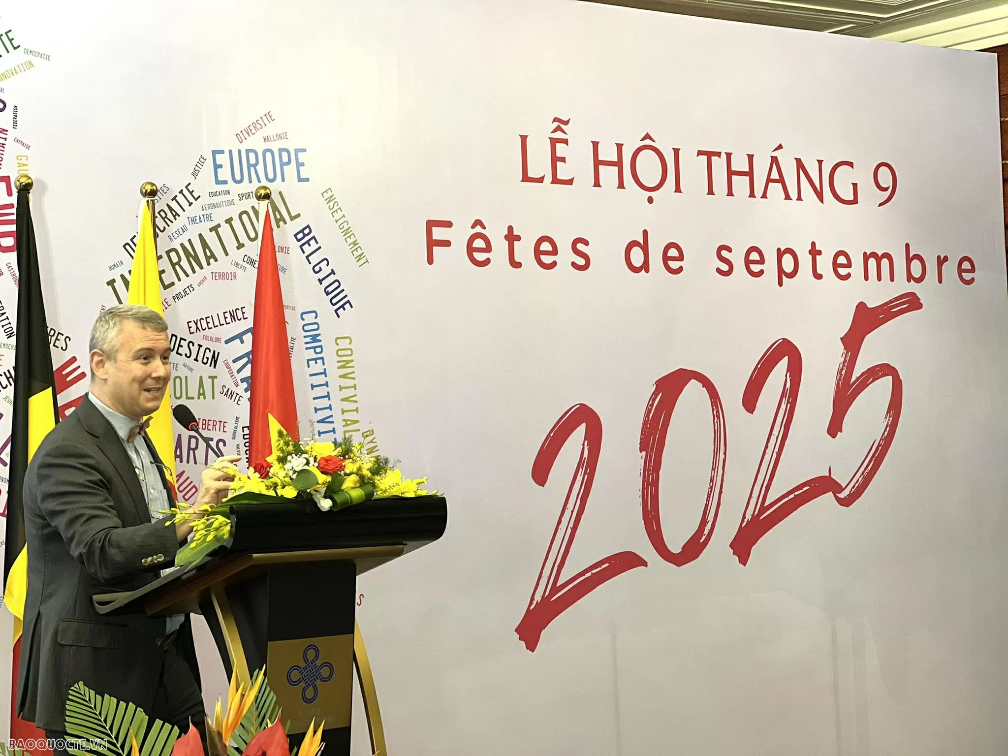 Vun đắp cho mối quan hệ hữu nghị giữa Việt Nam và Wallonie-Bruxelles Vun đắp cho mối quan hệ hữu nghị giữa Việt Nam và Wallonie-Bruxelles