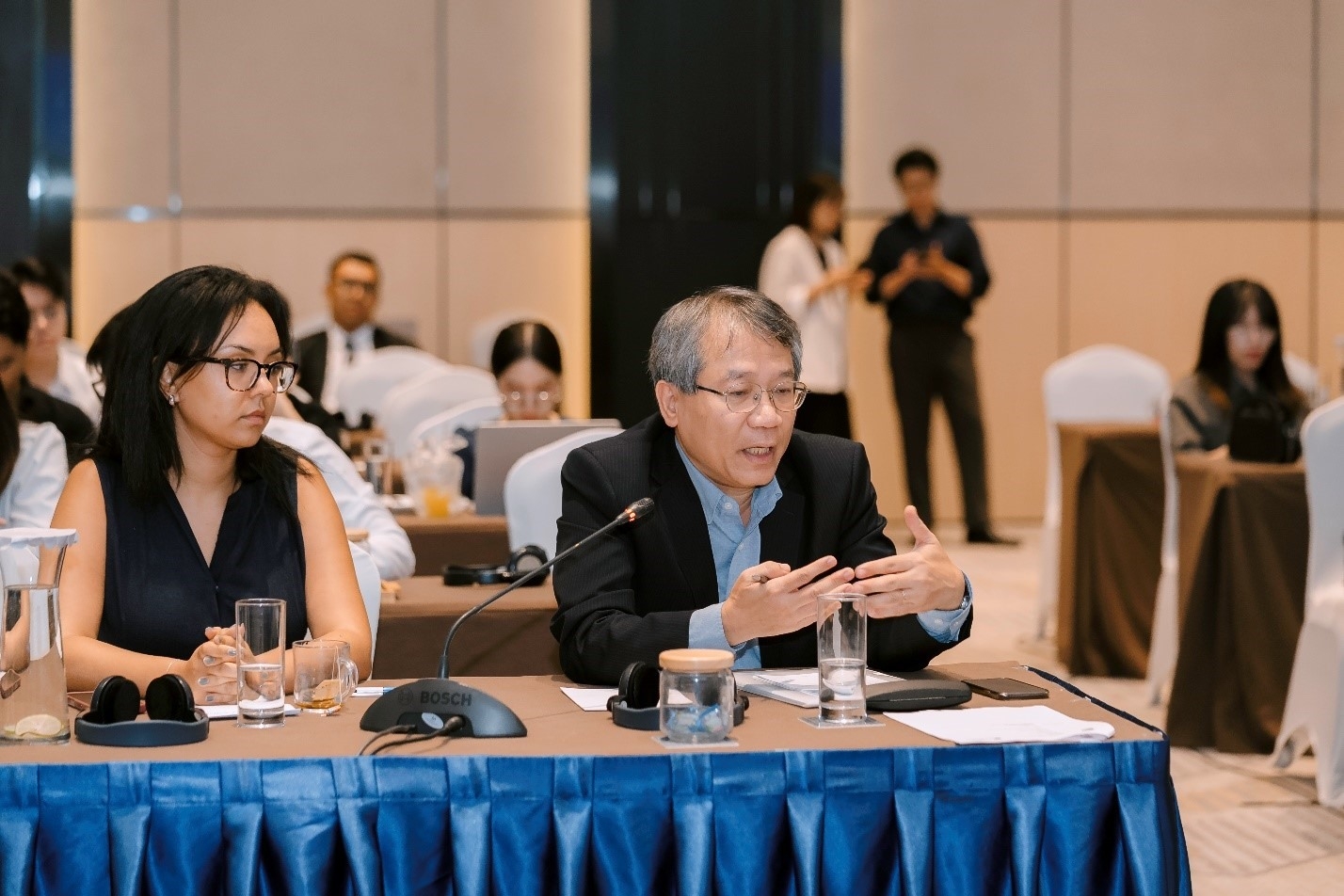 Các phiên thảo luận tại Diễn đàn