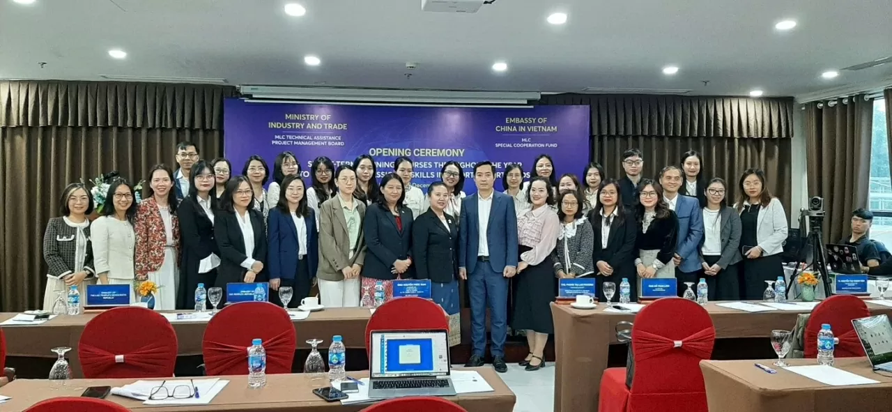 Dự án đào tạo nâng cao năng lực MLC: Trang bị kỹ năng thiết thực cho doanh nghiệp xuất nhập khẩu Dự án đào tạo nâng cao năng lực MLC: Trang bị kỹ năng thiết thực cho doanh nghiệp xuất nhập khẩu