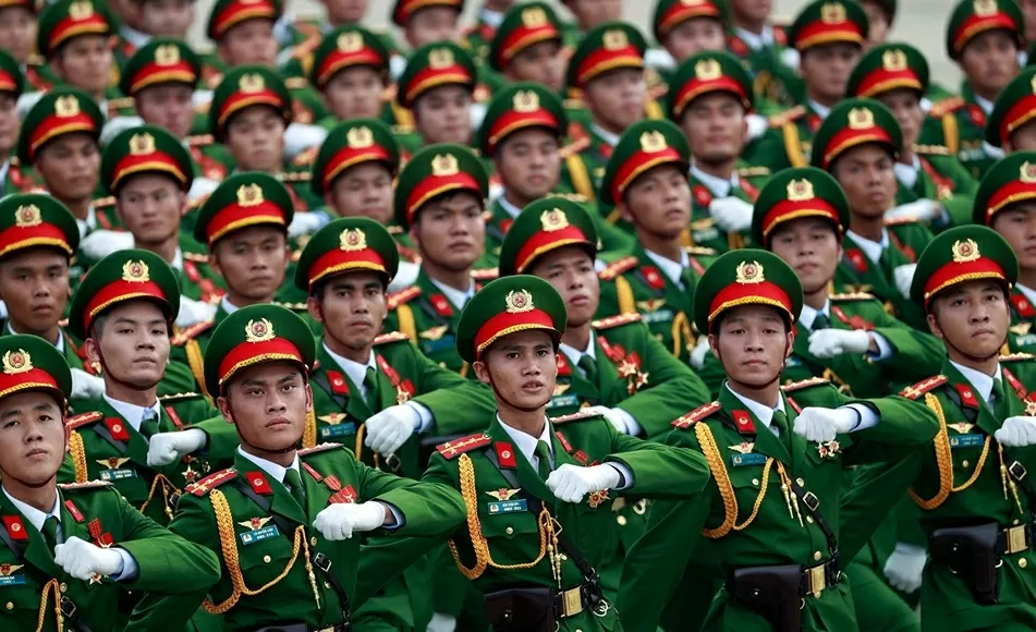 Công an nhân dân vì Đảng, vì dân