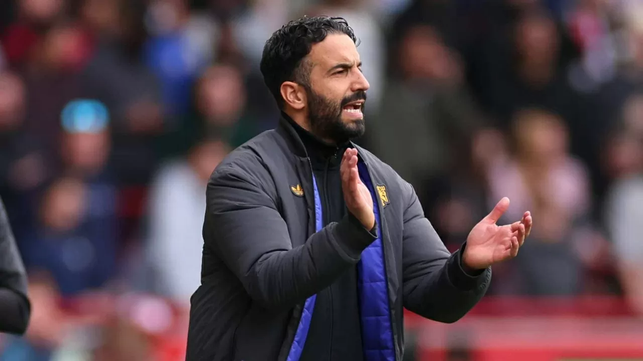 HLV Amorim tuyên bố không lo bị Man Utd sa thải