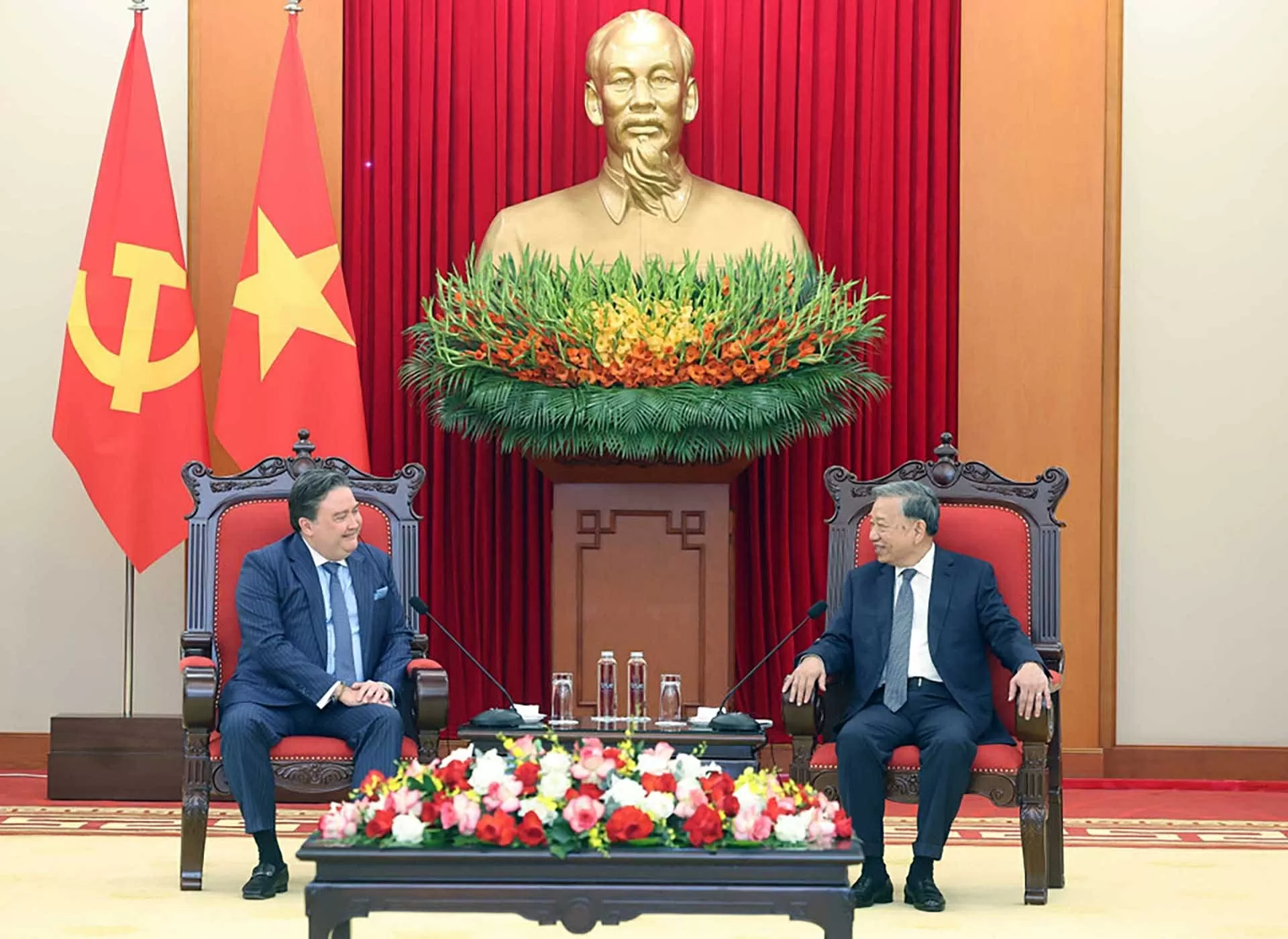 Tổng Bí thư Tô Lâm tiếp Đại sứ Hoa Kỳ Marc Knapper