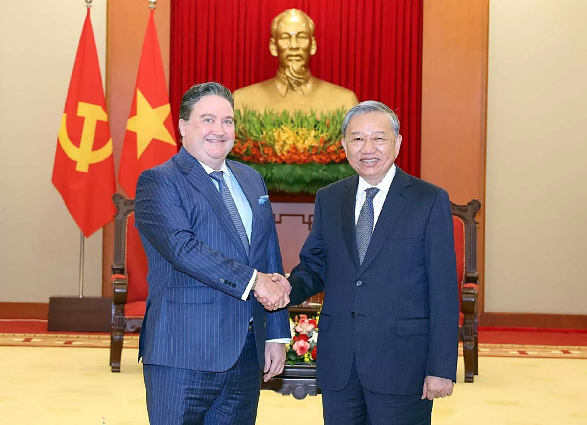 Tổng Bí thư Tô Lâm tiếp Đại sứ Hoa Kỳ Marc Knapper Tổng Bí thư Tô Lâm tiếp Đại sứ Hoa Kỳ Marc Knapper