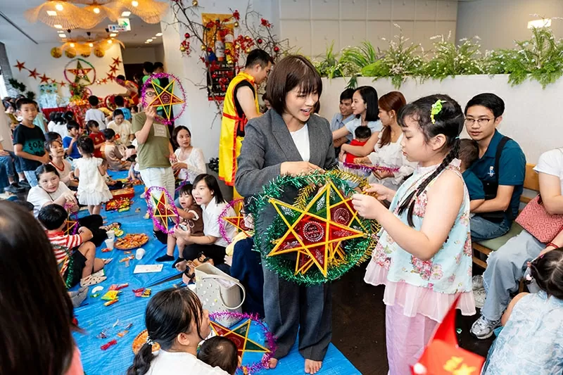 Vui hội trăng rằm – Tết Trung thu rộn ràng tại Fukuoka Vui hội trăng rằm – Tết Trung thu rộn ràng tại Fukuoka