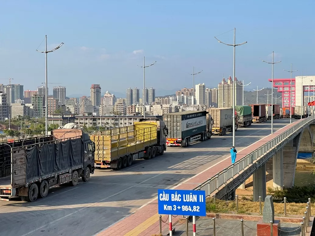 Phát triển cửa khẩu thông minh tại Móng Cái, thúc đẩy mạnh mẽ hoạt động xuất nhập khẩu hàng hoá giữa Việt Nam-Trung Quốc