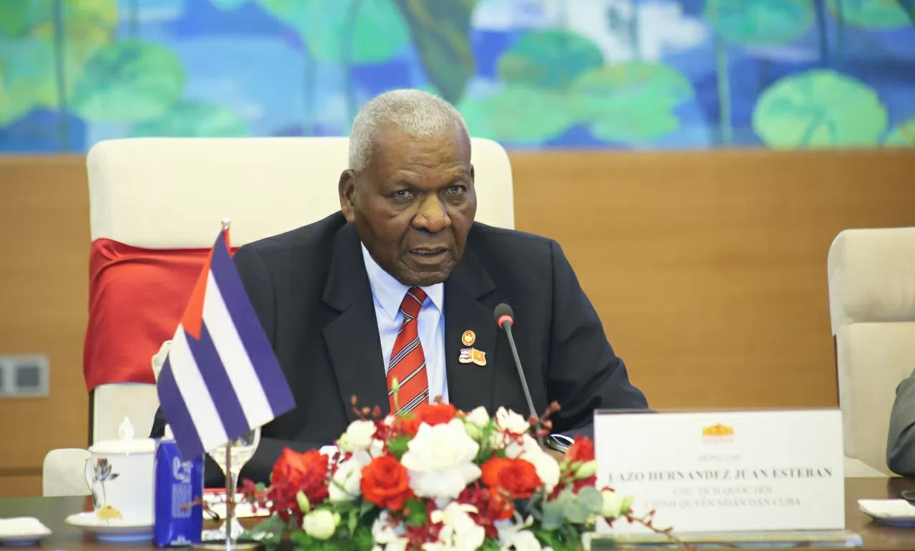 Chủ tịch Quốc hội Esteban Lazo Hernández phát biểu tại Hội đàm. (Ảnh: Thành Long) Chủ tịch Quốc hội Esteban Lazo Hernández phát biểu tại Hội đàm. (Ảnh: Thành Long)