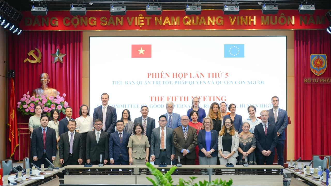 day manh hop tac viet nam eu trong quan tri phap quyen va quyen con nguoi