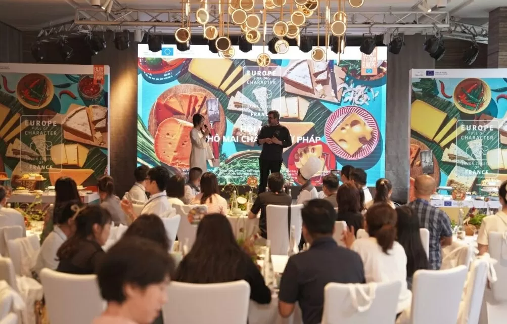 Khám phá tinh hoa ẩm thực Pháp qua nghệ thuật làm phô mai