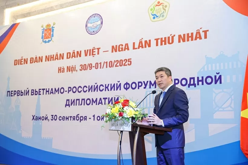 Diễn đàn nhân dân Việt-Nga lần thứ nhất thành công tốt đẹp Diễn đàn nhân dân Việt-Nga lần thứ nhất thành công tốt đẹp