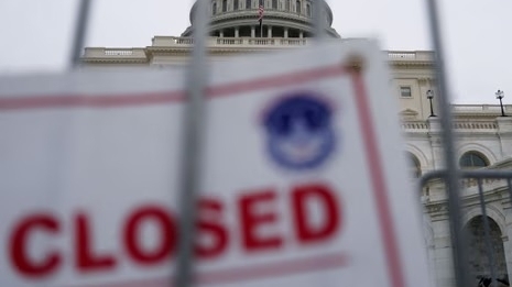 chinh phu dong cua kinh te my bi cuon bay 15 ty usd moi ngay 4108 nhan vien lien bang da bi sa thai