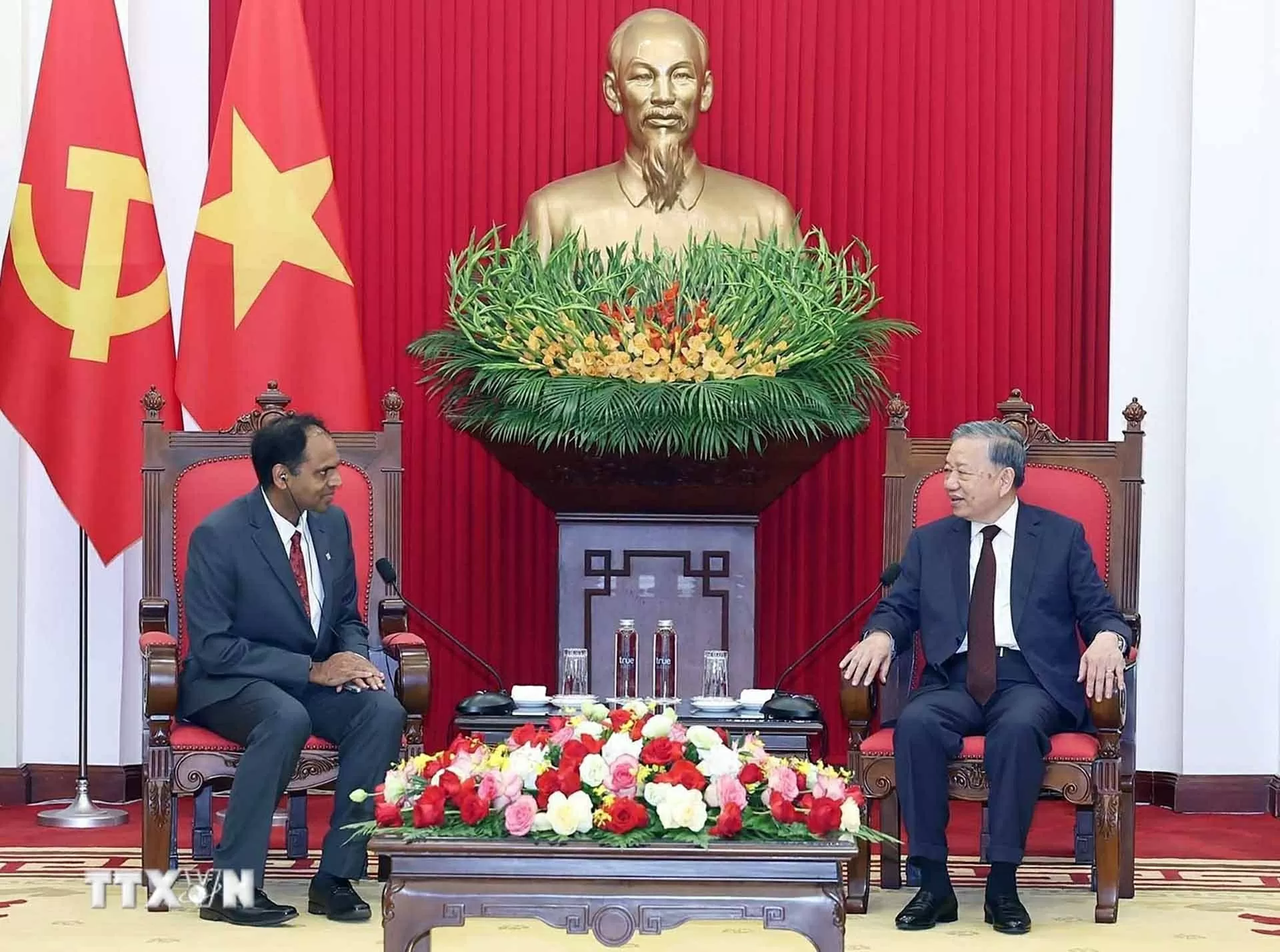 Tập đoàn Marvell toàn cầu sẽ tiếp tục đồng hành trong thực hiện các mục tiêu phát triển của Việt Nam Tập đoàn Marvell toàn cầu sẽ tiếp tục đồng hành trong thực hiện các mục tiêu phát triển của Việt Nam