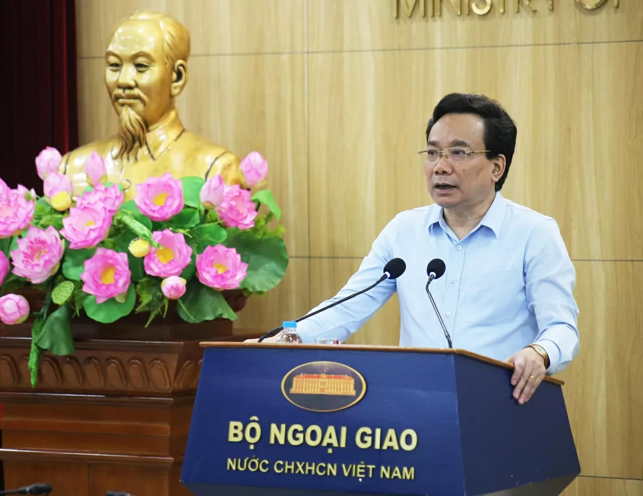 Phó Chủ nhiệm Ủy ban Kiểm tra Trung ương Nghiêm Phú Cường đã quán triệt những chỉ đạo mang tính chiến lược của Đồng chí Tổng Bí thư Tô Lâm về vai trò quan trọng của công tác kiểm tra, giám sát và thi hành kỷ luật Phó Chủ nhiệm Ủy ban Kiểm tra Trung ương Nghiêm Phú Cường đã quán triệt những chỉ đạo mang tính chiến lược của Đồng chí Tổng Bí thư Tô Lâm về vai trò quan trọng của công tác kiểm tra, giám sát và thi hành kỷ luật
