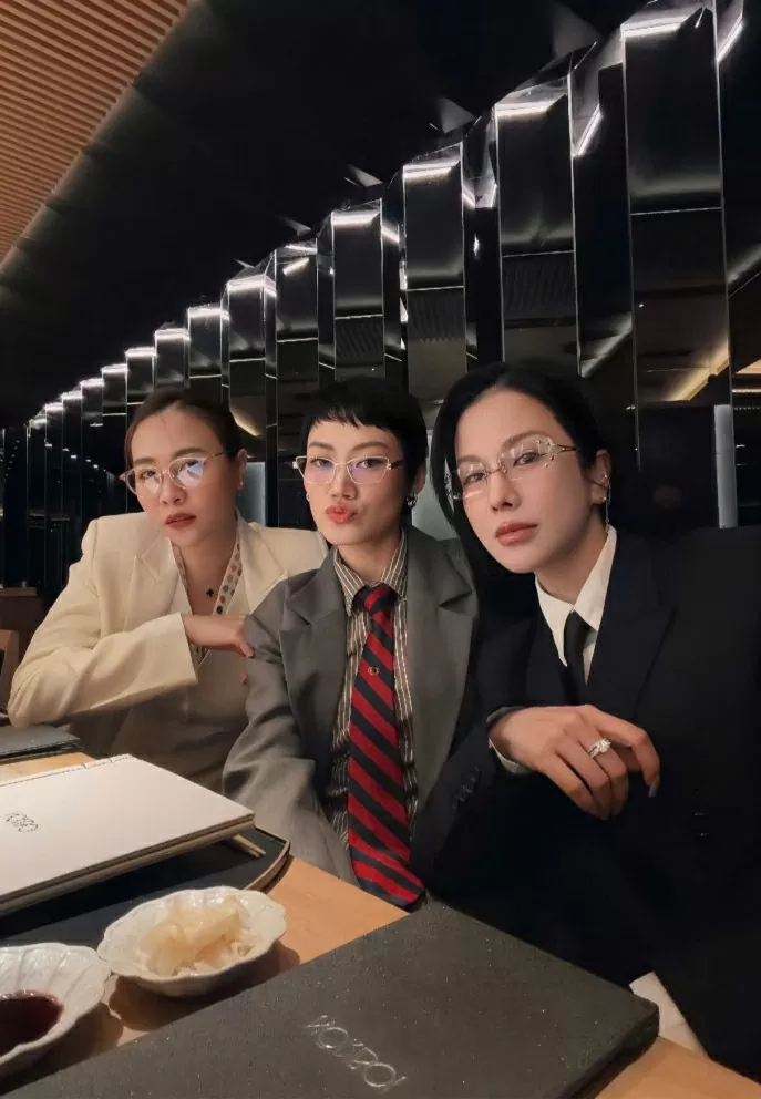 Sao Việt Sao Việt