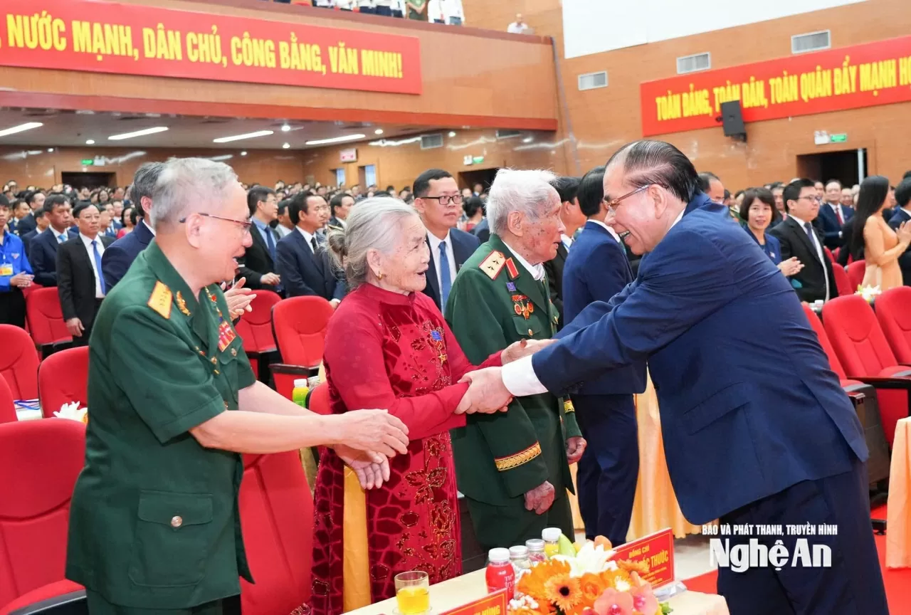 Khai mạc trọng thể Đại hội đại biểu Đảng bộ tỉnh Nghệ An lần thứ XX, nhiệm kỳ 2025-2030