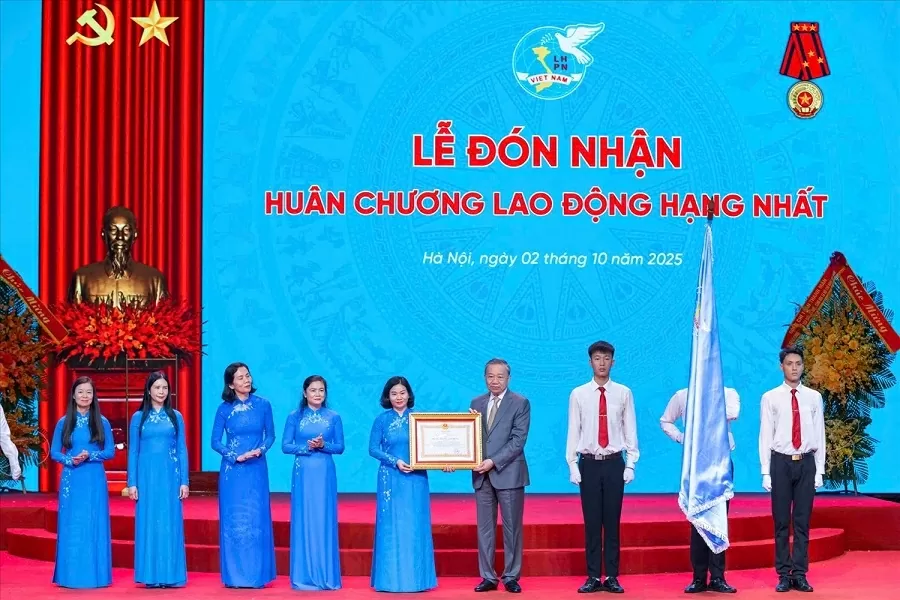 Phụ nữ Việt Nam thời đại mới: Bản lĩnh và tự tin giữa những chuyển đổi lớn của thời đại