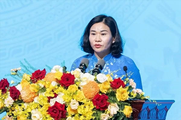Tổng Bí thư Tô Lâm: Gần một thế kỷ không ngừng trưởng thành và cống hiến là chặng đường rực rỡ của phụ nữ Việt Nam