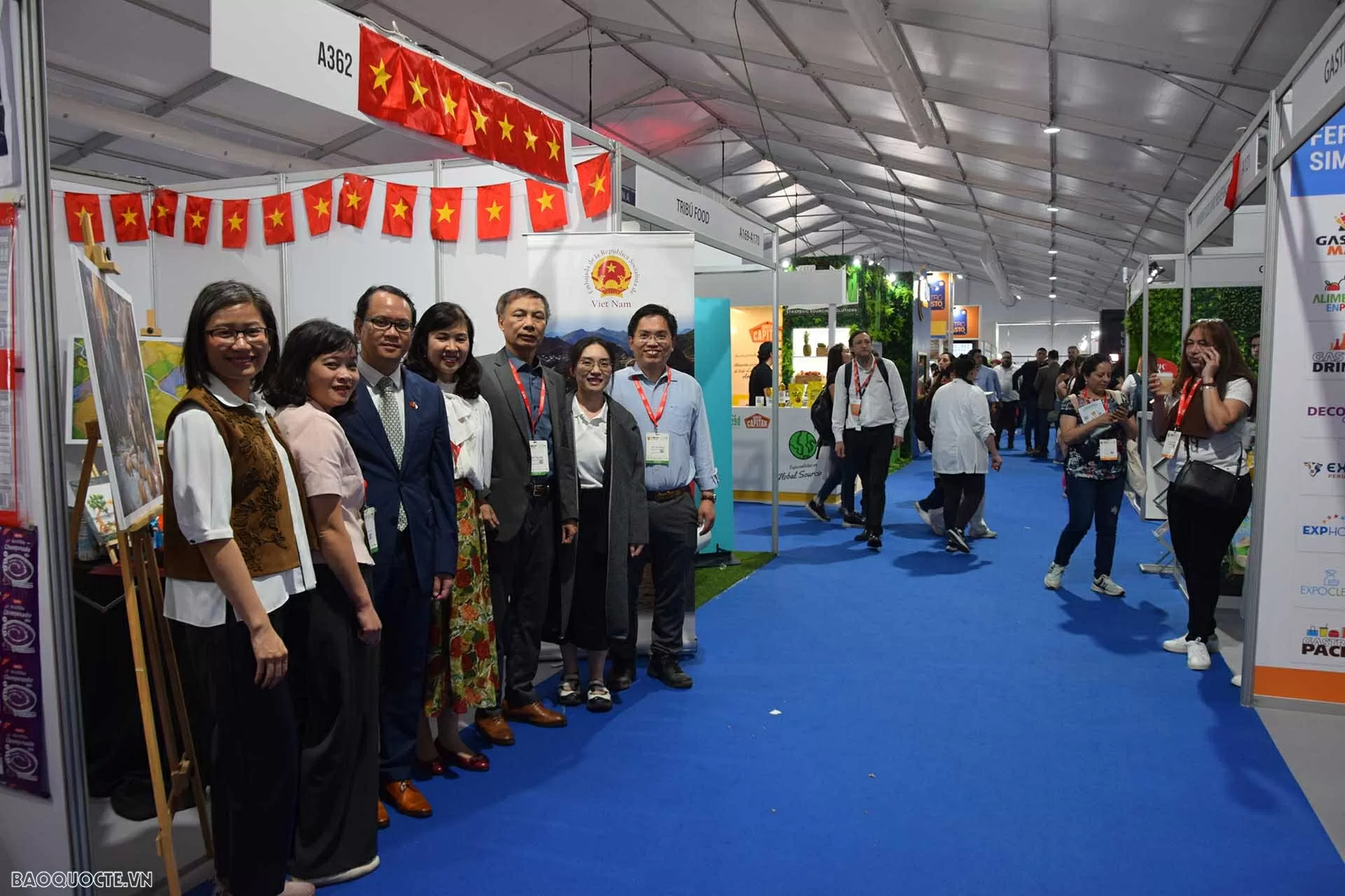 Doanh nghiệp Việt Nam tìm cơ hội mở rộng thị trường tại Hội chợ quốc tế ở Chile Doanh nghiệp Việt Nam tìm cơ hội mở rộng thị trường tại Hội chợ quốc tế ở Chile