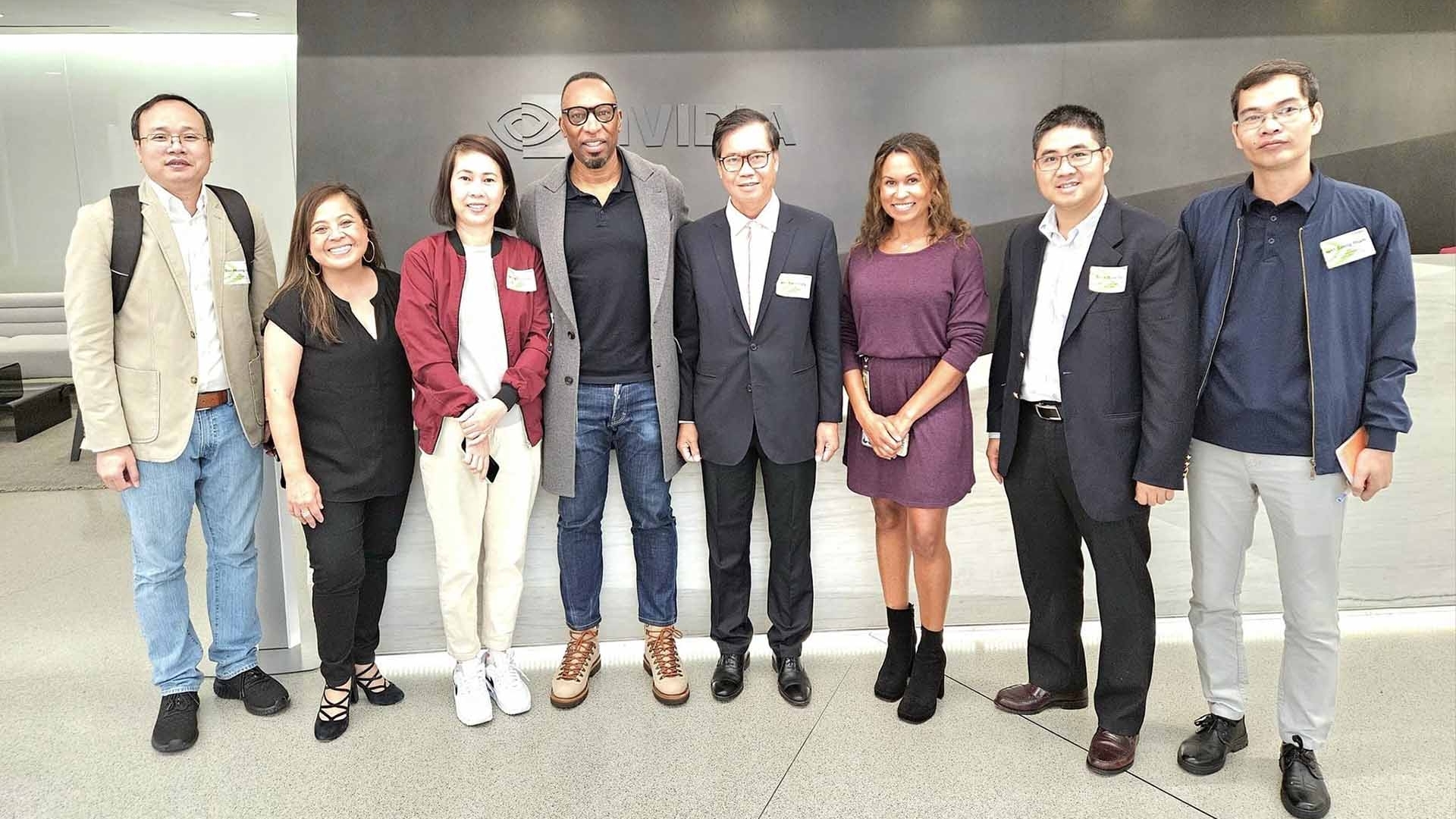 ngoai giao cong nghe o trai tim thung lung silicon