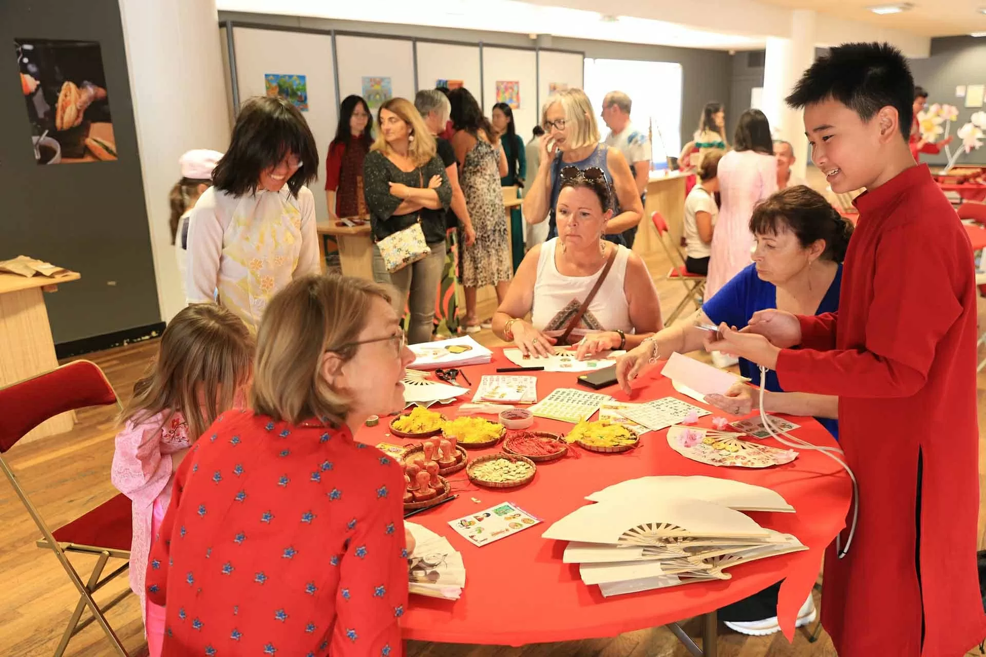 Kiều bào và khát vọng định vị Việt Nam (Kỳ cuối): Kể câu chuyện Việt Nam sinh động hơn