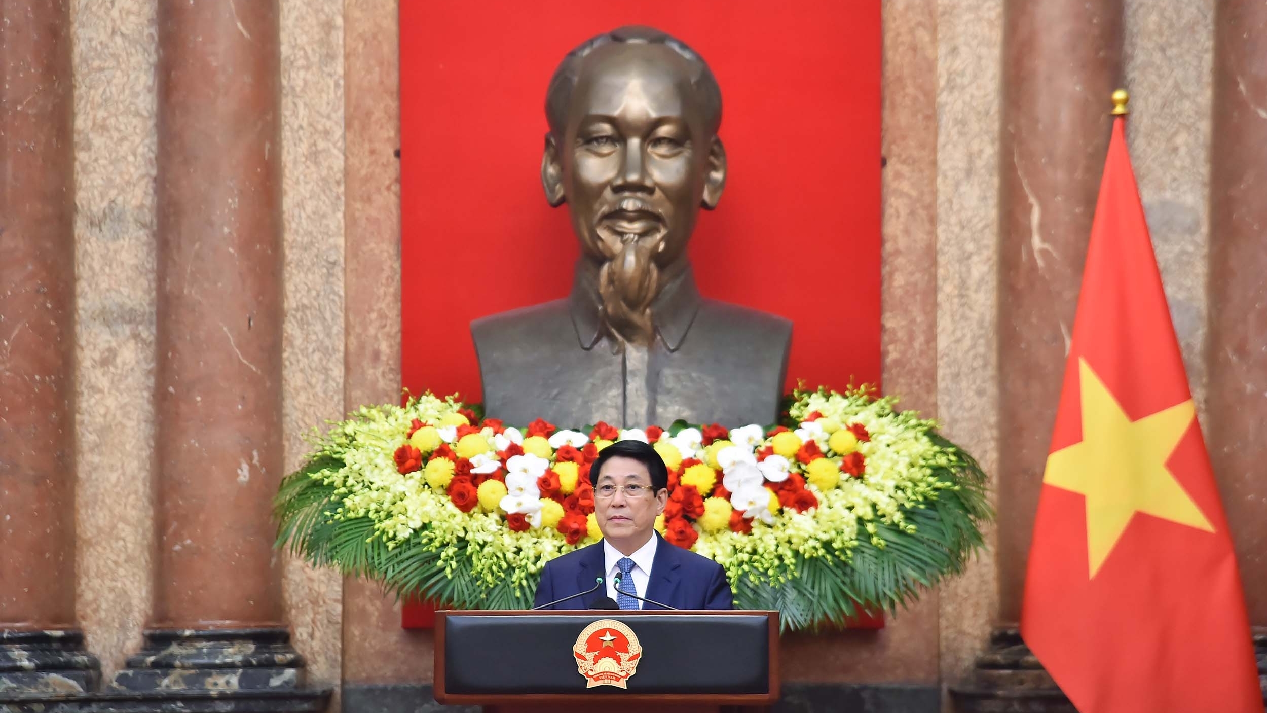 Chủ tịch nước Lương Cường tiếp Đại sứ các nước trình Quốc thư