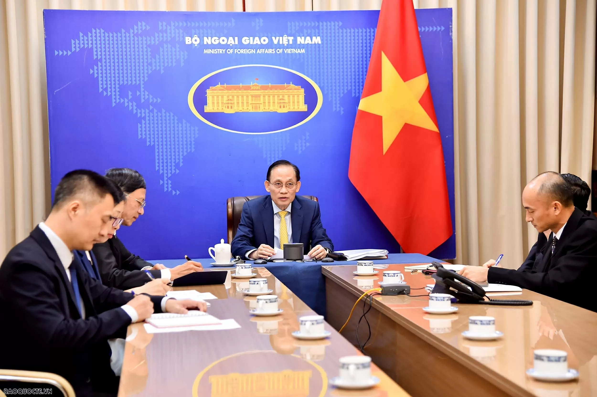 Quyền Bộ trưởng Ngoại giao Lê Hoài Trung điện đàm với Bộ trưởng Ngoại giao Thái Lan
