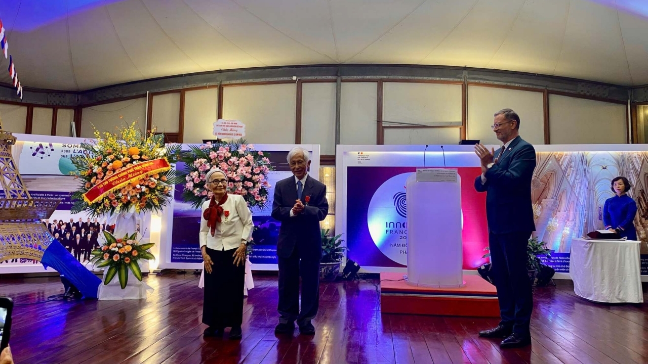 Cầu nối hợp tác khoa học và tình hữu nghị Việt - Pháp