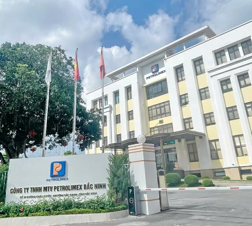Công ty TNHH MTV Petrolimex Bắc Ninh tiền thân là Công ty Xăng dầu Hà Bắc và Công ty Xăng dầu Bắc Ninh.