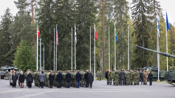 nato mo can cu gan bien gioi nga phan lan goi ngay lich su tong thong putin khang dinh hanh dong cua helsinki la sai lam lon