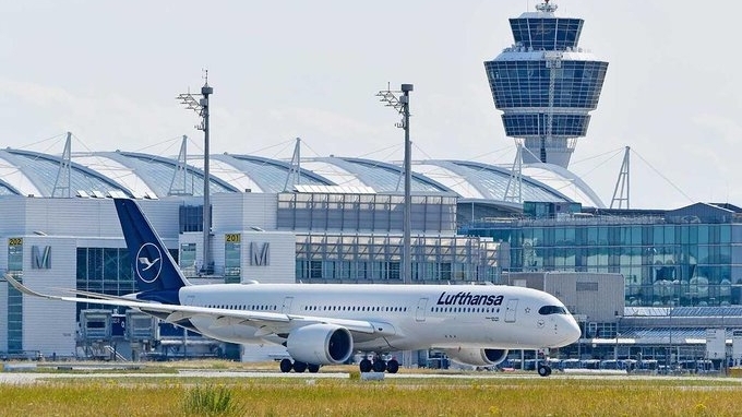 Sân bay Munich ở Đức tiếp tục đóng cửa do UAV