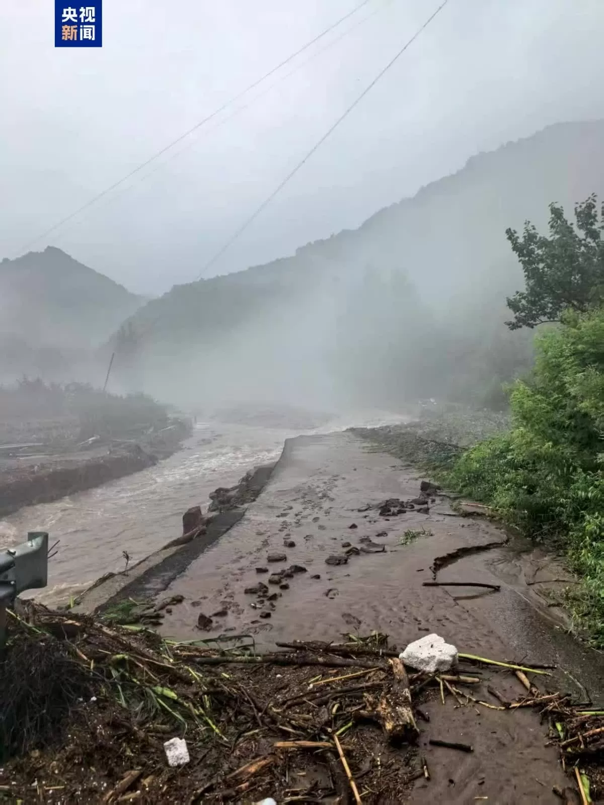 Bão Matmo tiến gần, Trung Quốc ban hành cảnh báo mức cao nhất