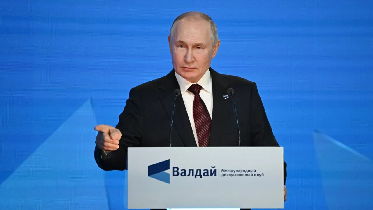 Tổng thống Nga Vladimir Putin tại Câu lạc bộ thảo luận Valdai ở thành phố Sochi ngày 2/10. (Nguồn: Sputnik)