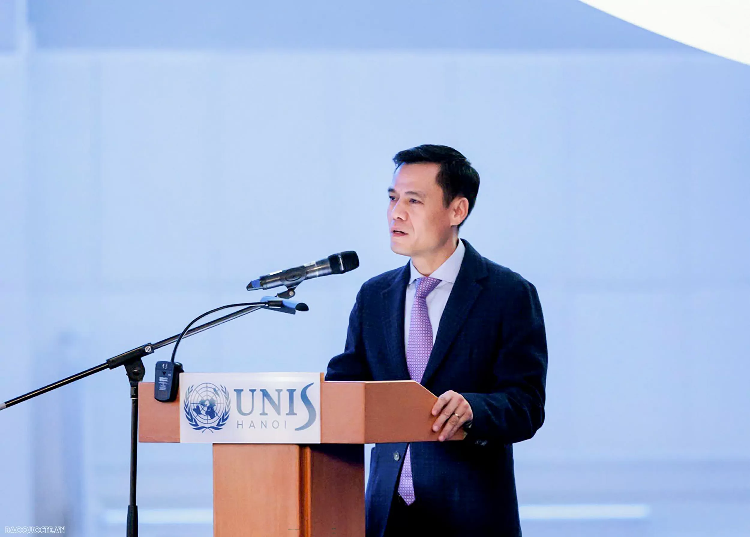 Lan tỏa tinh thần Liên hợp quốc qua Triển lãm “Đất mẹ Gaia” tại UNIS Hà Nội Lan tỏa tinh thần Liên hợp quốc qua Triển lãm “Đất mẹ Gaia” tại UNIS Hà Nội